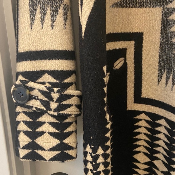 Pendleton Black and Tan Geometric Coat - Picture 5 of 5